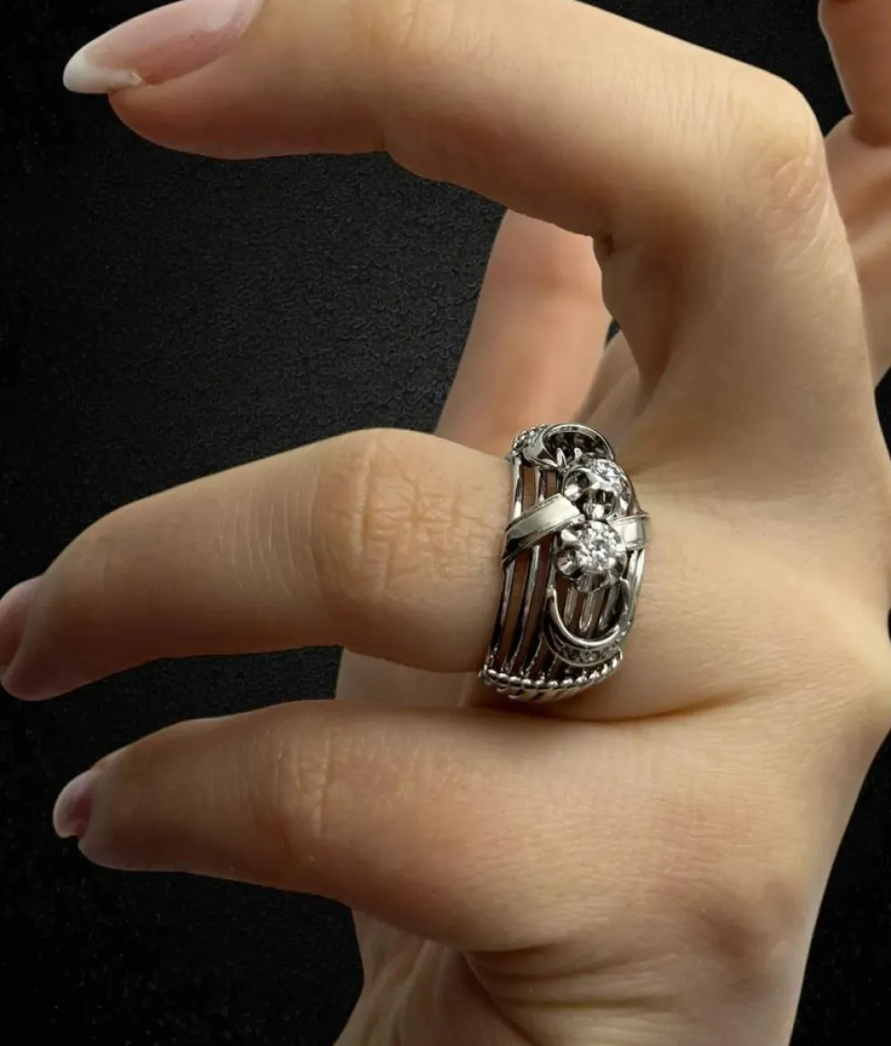 Bague bombée "mille fili" avec diamants, années 1950