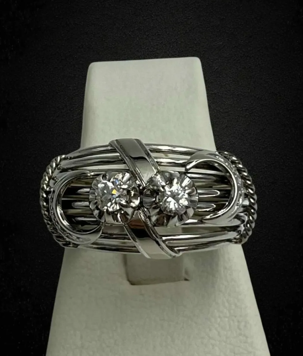 Bague bombée "mille fili" avec diamants, années 1950