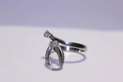 Bague Boucle Diamants