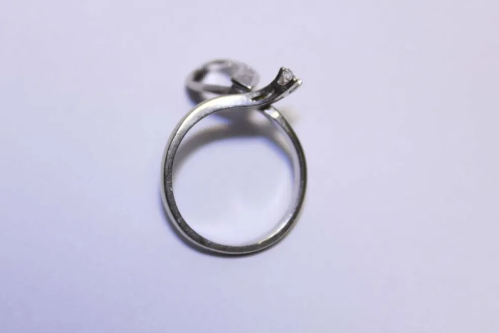 Bague Boucle Diamants