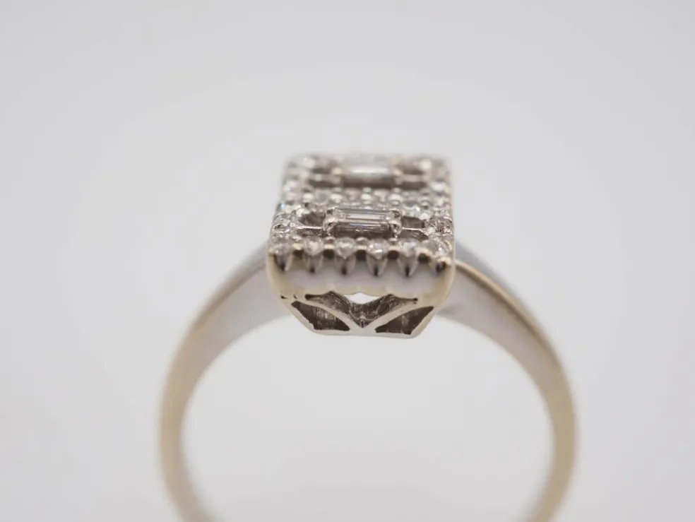 Bague boucle d'oreille diamant style Art déco