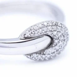 Bague Boucle en Or Blanc et Diamants