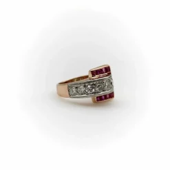 Bague boucle en or diamant et rubis