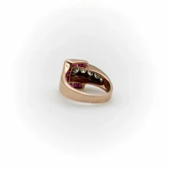 Bague boucle en or diamant et rubis