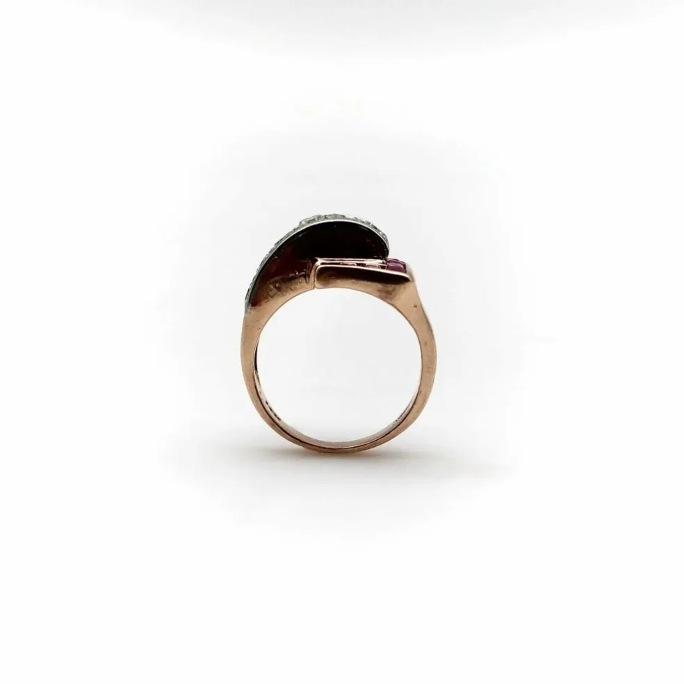 Bague boucle en or diamant et rubis