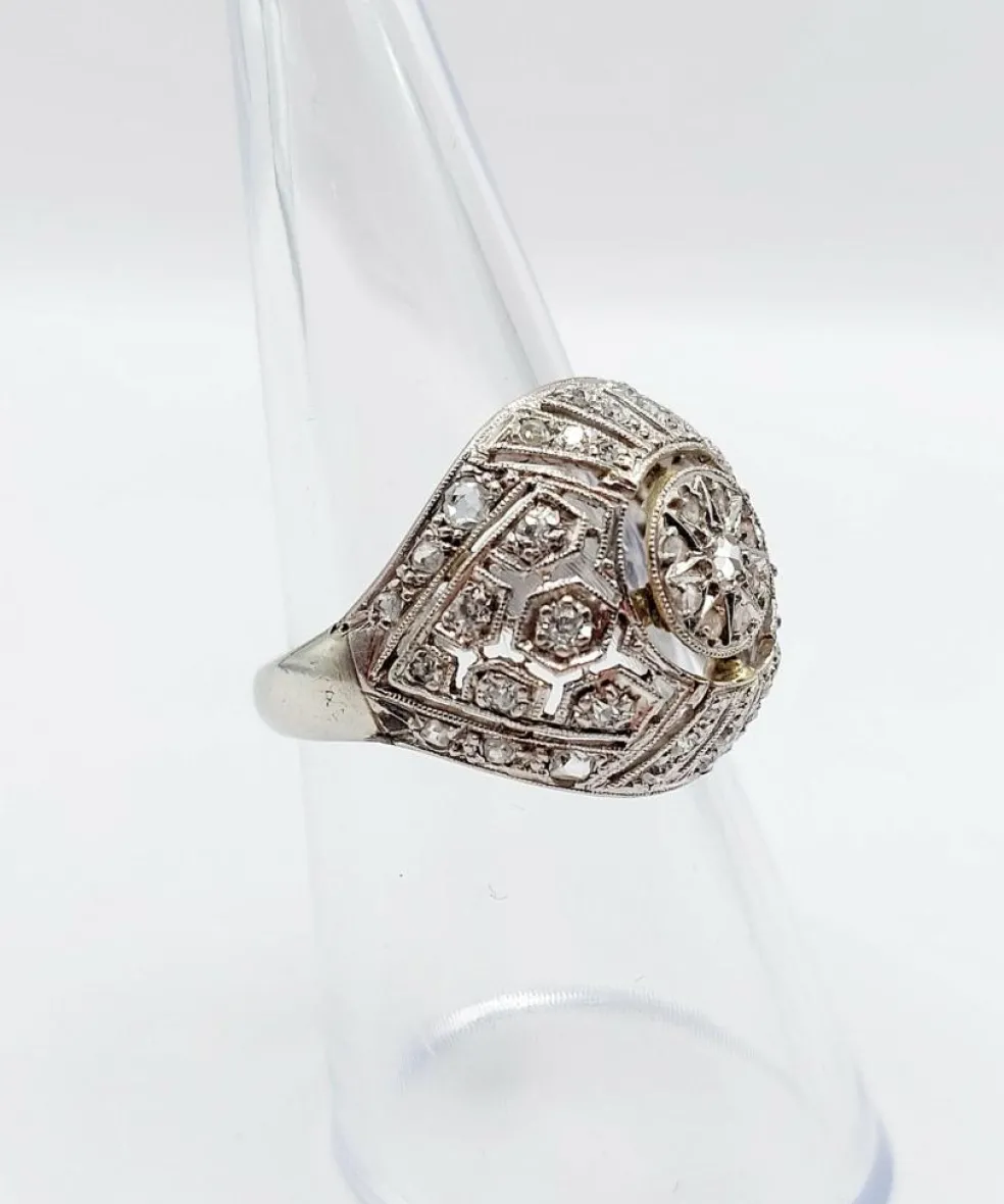 Bague boule Art Déco or blanc, diamant taille rose (circa 1920)