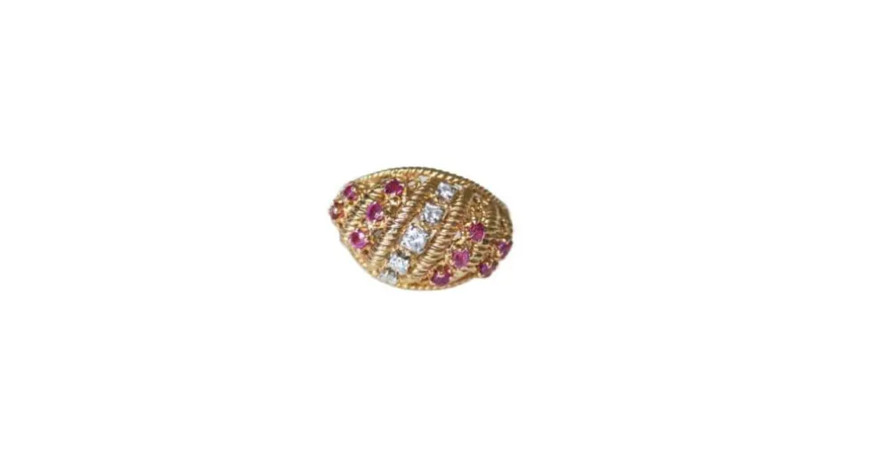 Bague Boule torsade or jaune, diamants et rubis