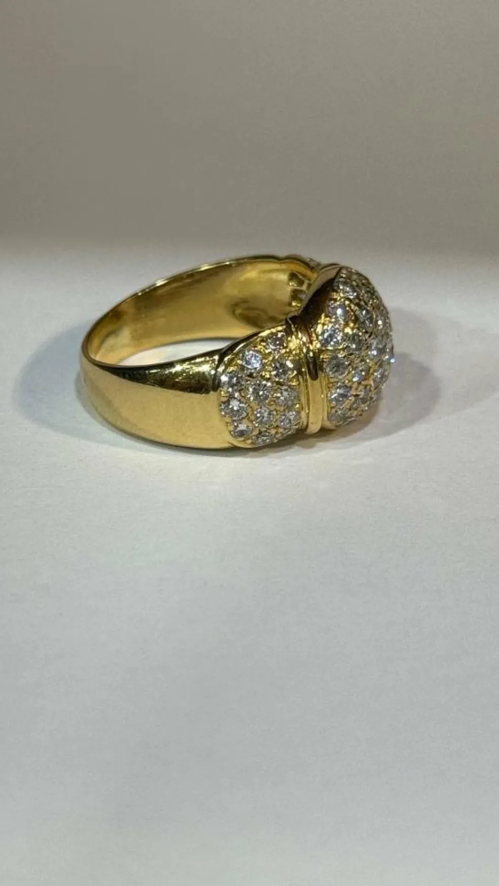 Bague boule vintage en or jaune 18 carats et diamants