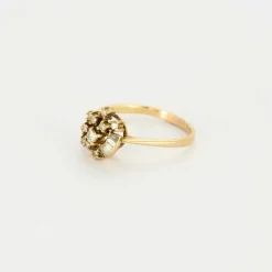 Bague bouton diamants