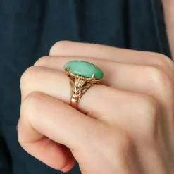Bague cabochon de jade