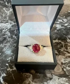 Bague Cabochon Spinelle Birmanie Non Chauffé Diamants Or Gris