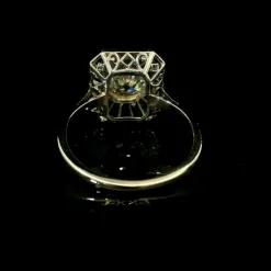 Bague calibrée en diamant et saphir