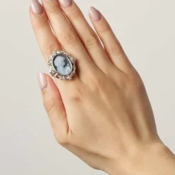 Bague CAMAFEO en or blanc et diamants