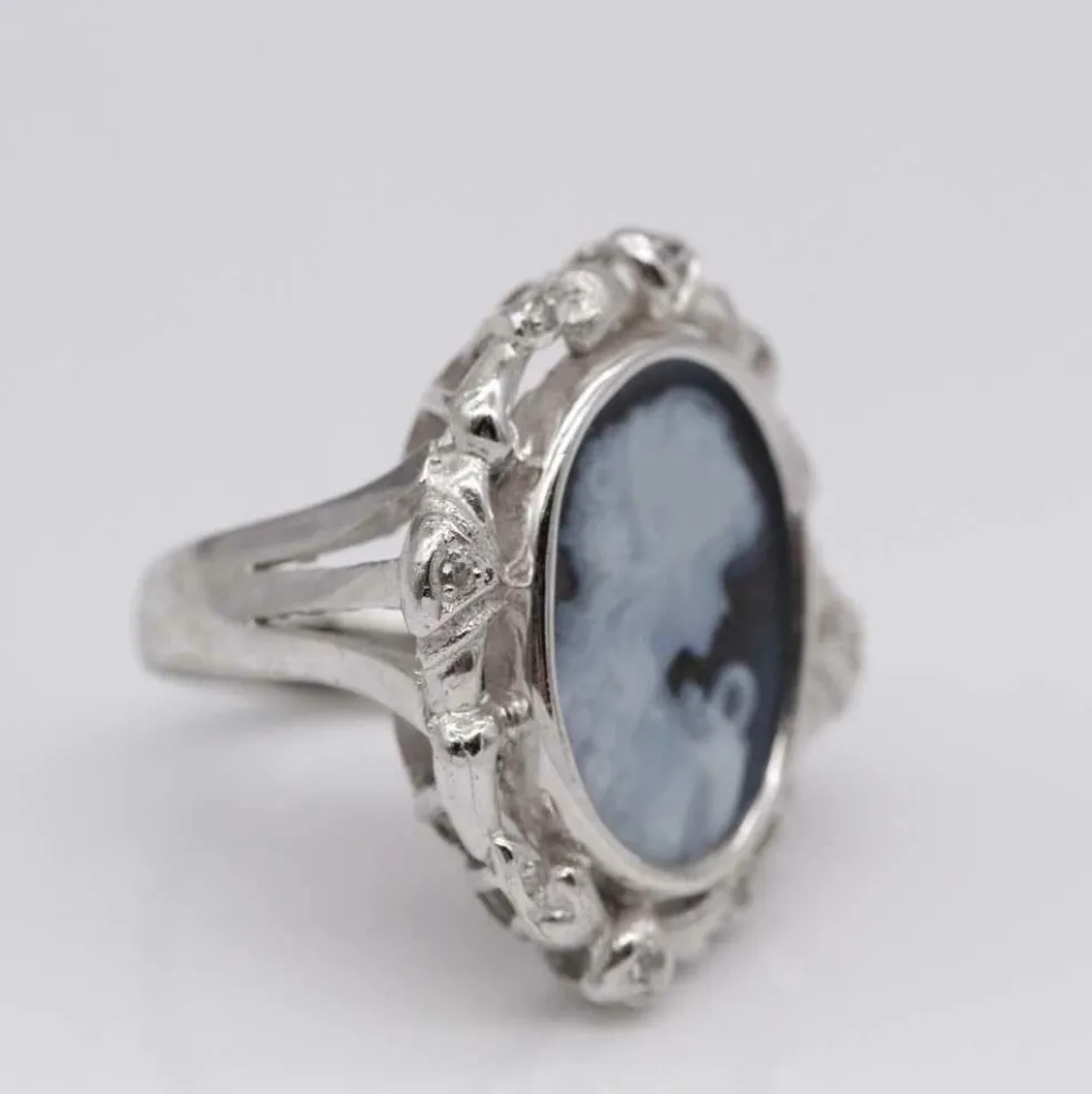 Bague CAMAFEO en or blanc et diamants