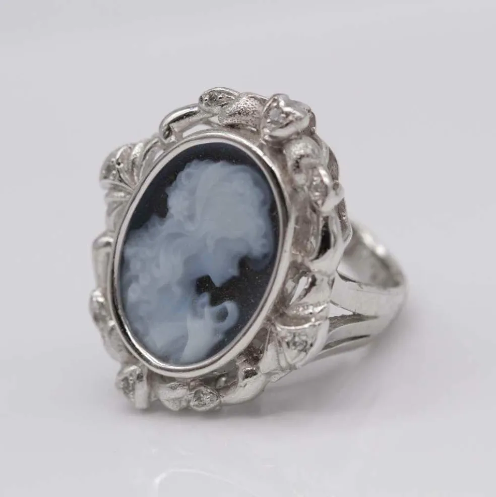 Bague CAMAFEO en or blanc et diamants
