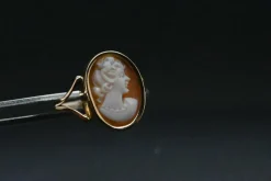 Bague camée antique en or
