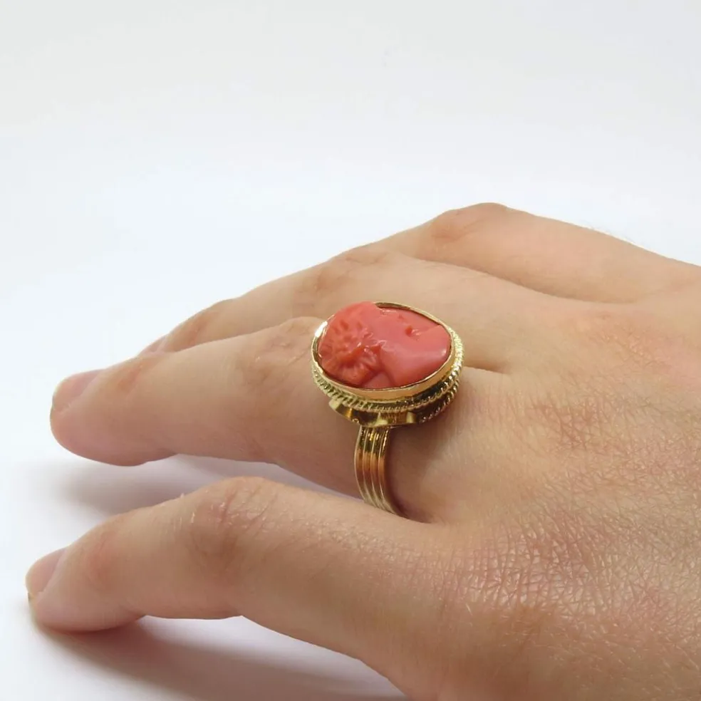 Bague Camée Corail