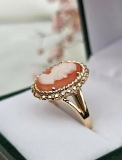 Bague camée or rose