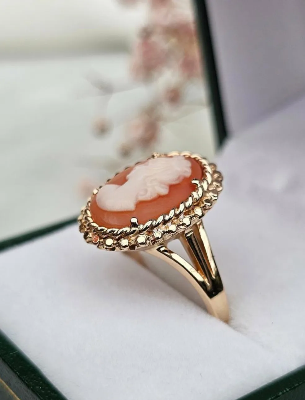Bague camée or rose