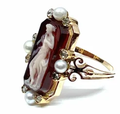 Bague camée sur agate perles fines diamants
