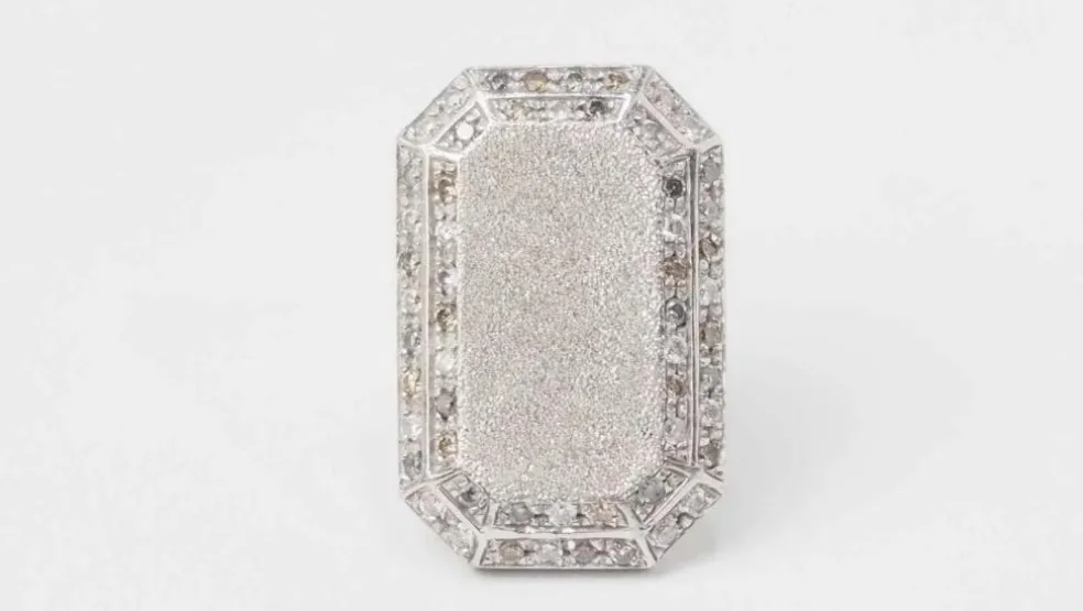 Bague Carolina BUCCI en or blanc et diamants