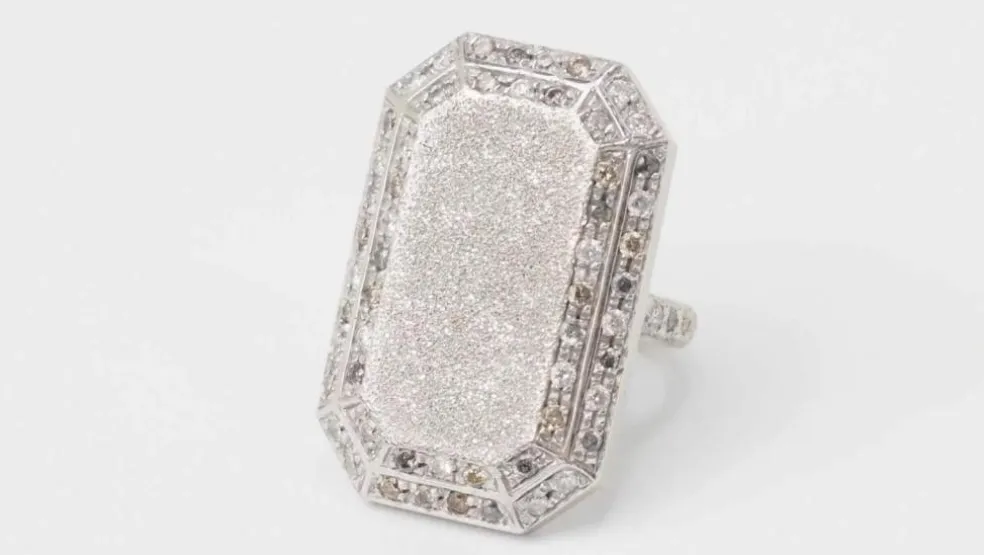 Bague Carolina BUCCI en or blanc et diamants