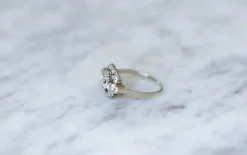 Bague carrée Art Déco diamants