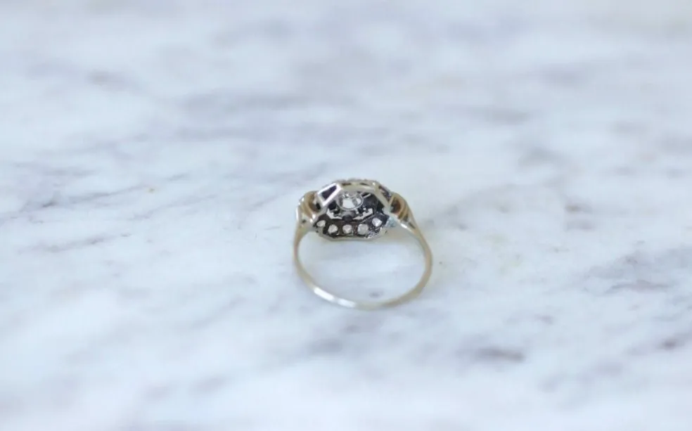 Bague carrée Art Déco diamants
