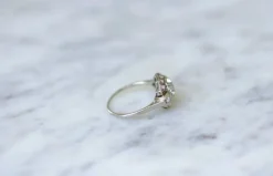 Bague carrée Art Déco diamants