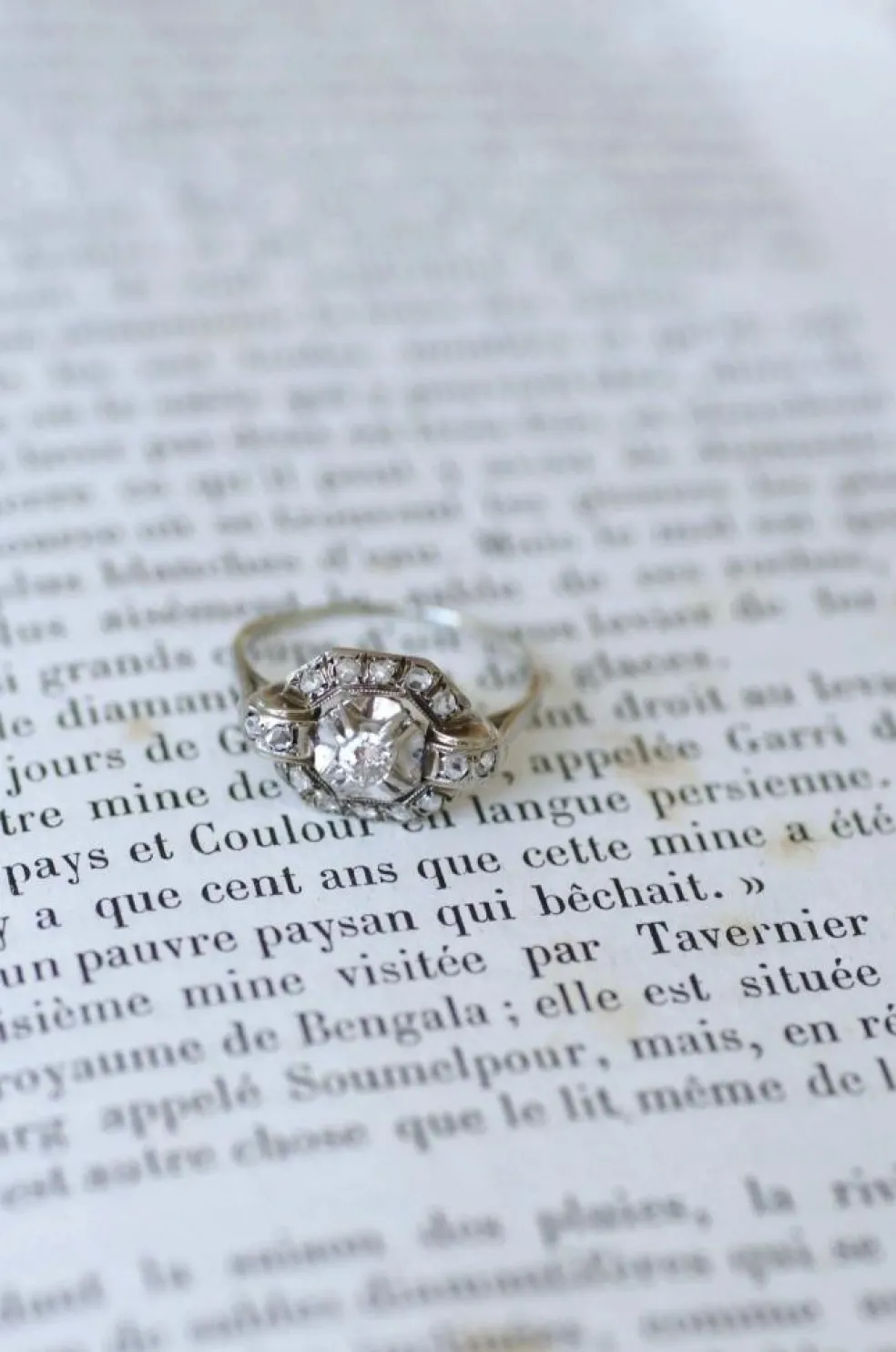 Bague carrée Art Déco diamants