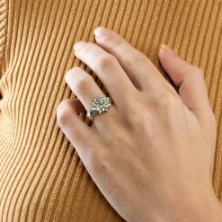 Bague "Chardon" or jaune et diamants