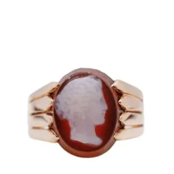 Bague chevalière années 50 en or rose et camée