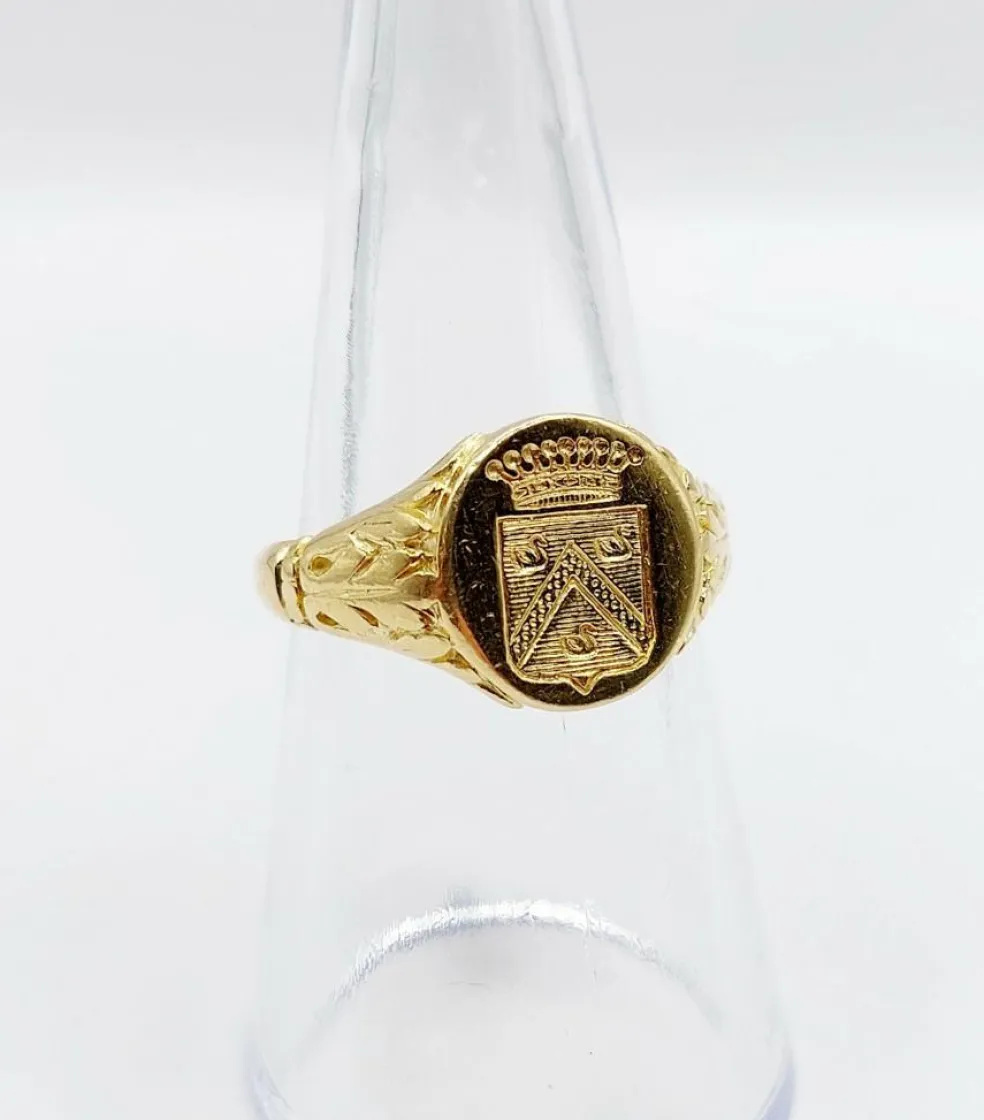 Bague chevalière antique or jaune