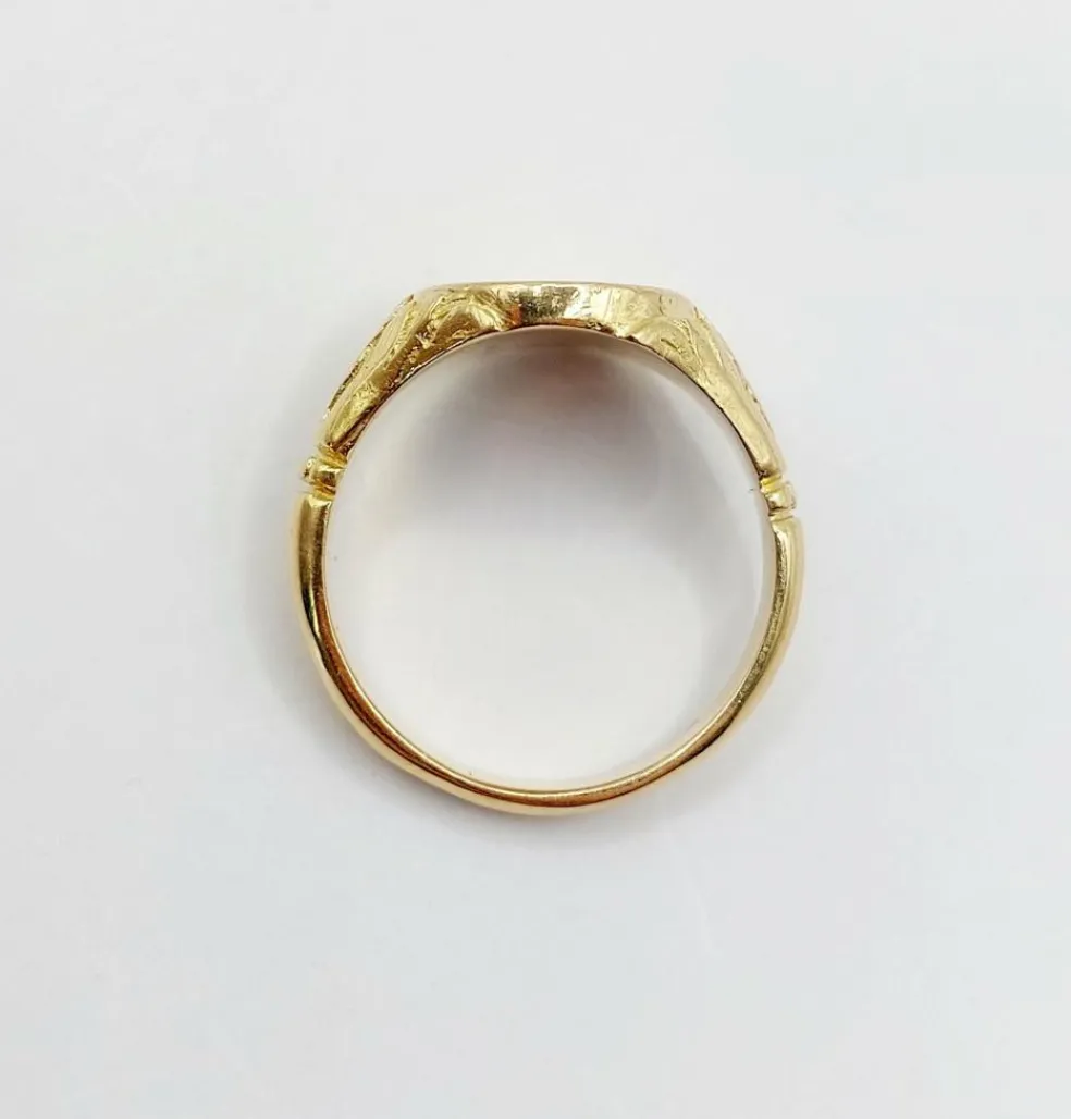 Bague chevalière antique or jaune