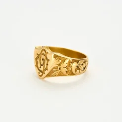 Bague Chevalière écusson or jaune