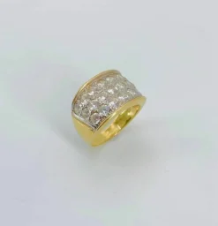 Bague Chevalière en or jaune et diamants