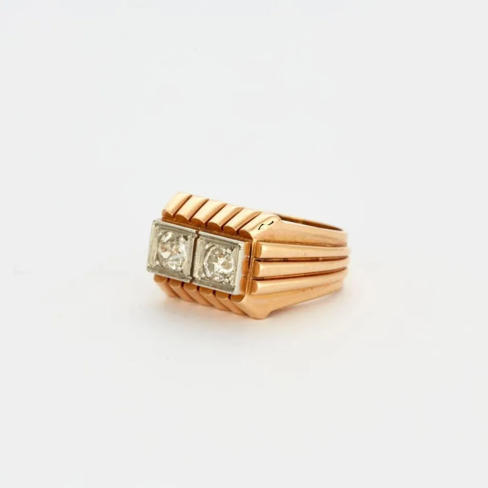 Bague chevalière godronnée diamants