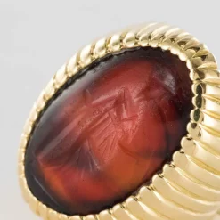 Bague chevalière godronnée intaille