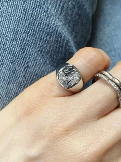 Bague chevalière or blanc et diamants