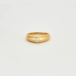 Bague chevalière or jaune diamant