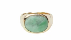 Bague chevalière or jaune jade cabochon
