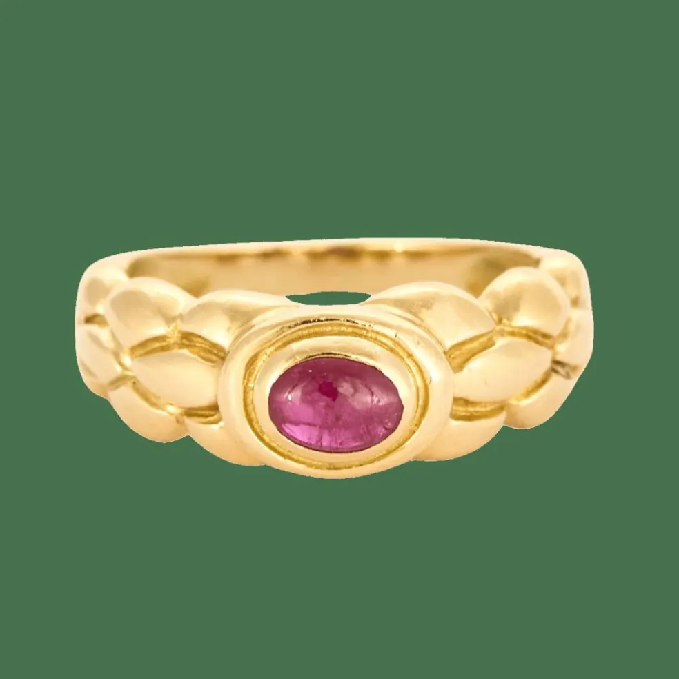 Bague chevalière or jaune et rubis
