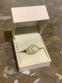 Bague Chevalière or jaune diamants