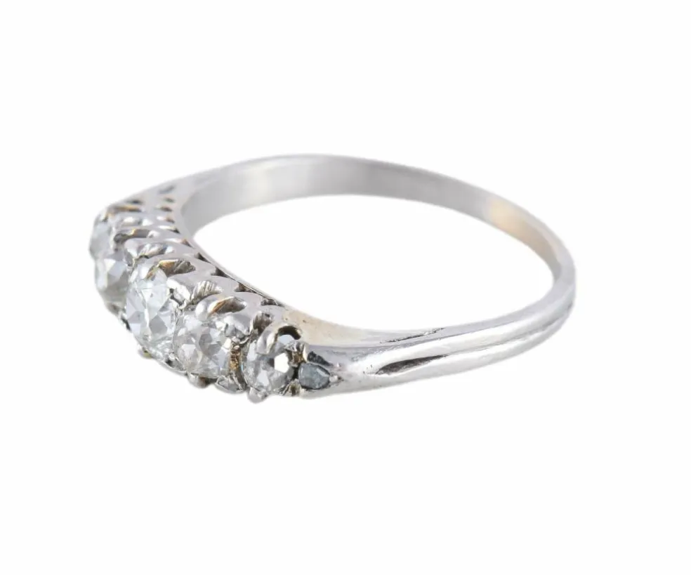 BAGUE "CHIMERE" ART DECO, PLATINE