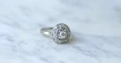 Bague cible Art Déco Or blanc Platine Diamants