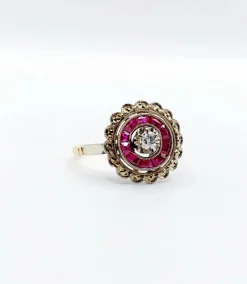Bague cible Art Déco or rose, diamant, rubis calibrés (circa 1920)