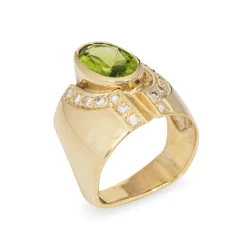 Bague cigare en or jaune et diamants péridot des années 80