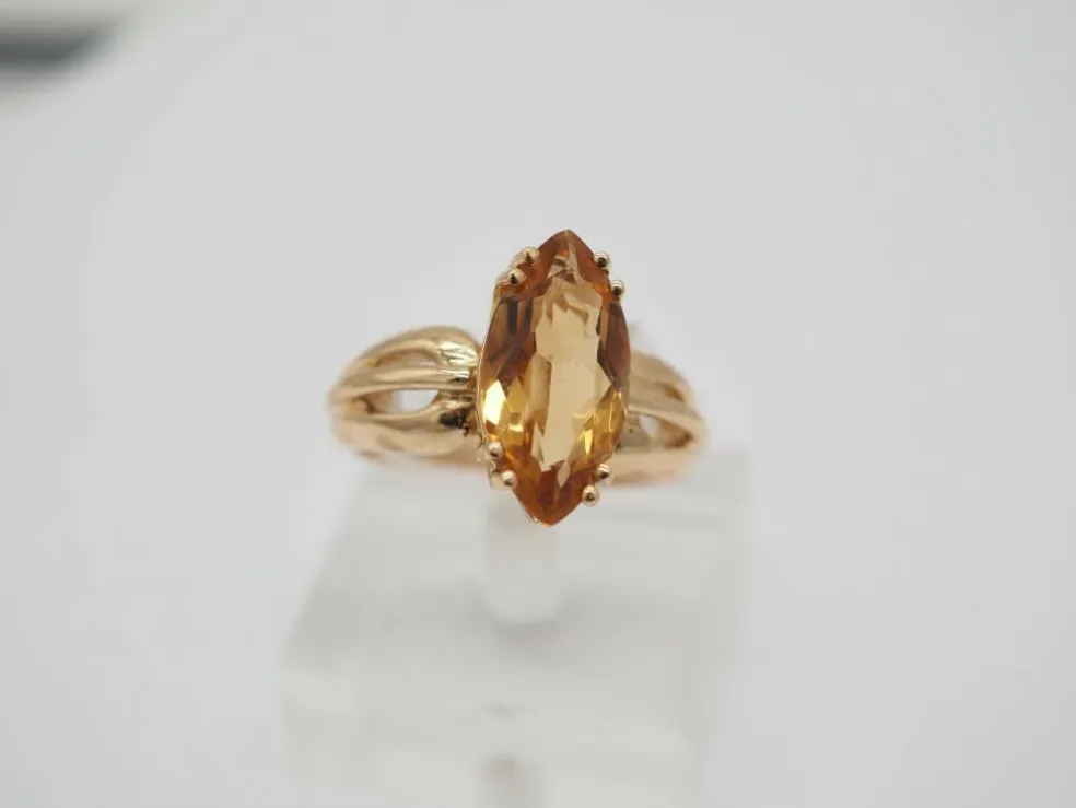 Bague citrine or jaune