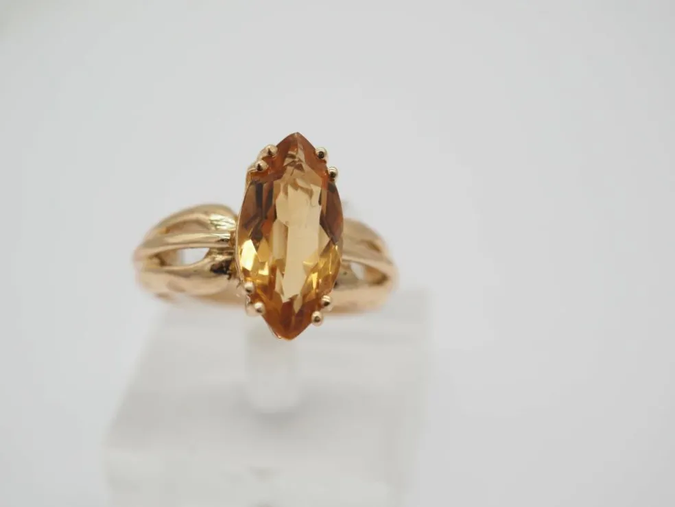 Bague citrine or jaune