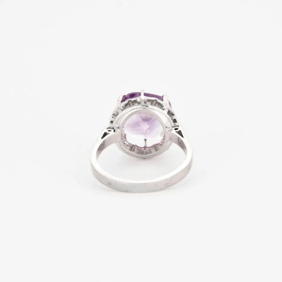 Bague cocktail améthyste en or blanc